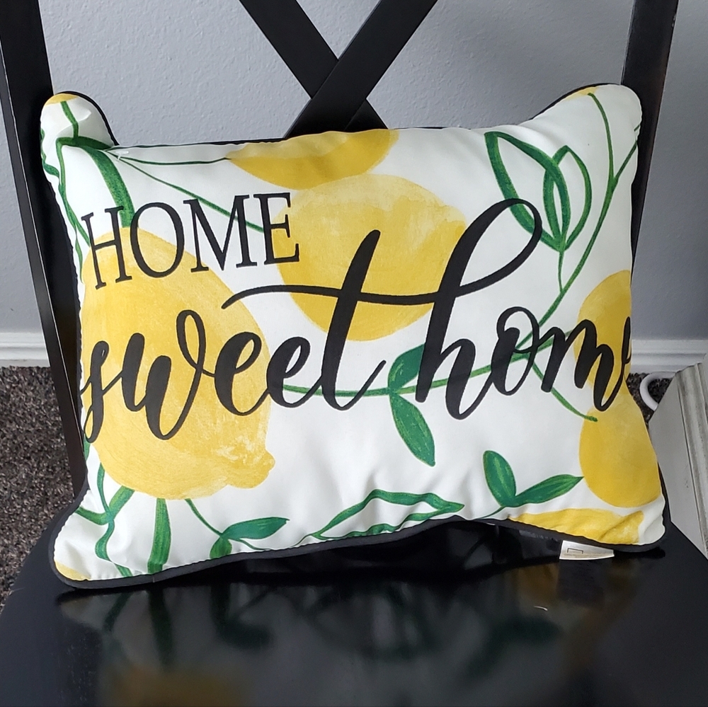 Outdoor indoor Pillow Lemons "Home Sweet Home" Bundle & Save